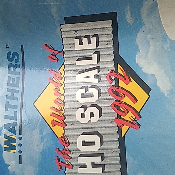 π Set of 4 Trains/Railroad/Model Railroader Magazines VNVC - Picture 10 of 16